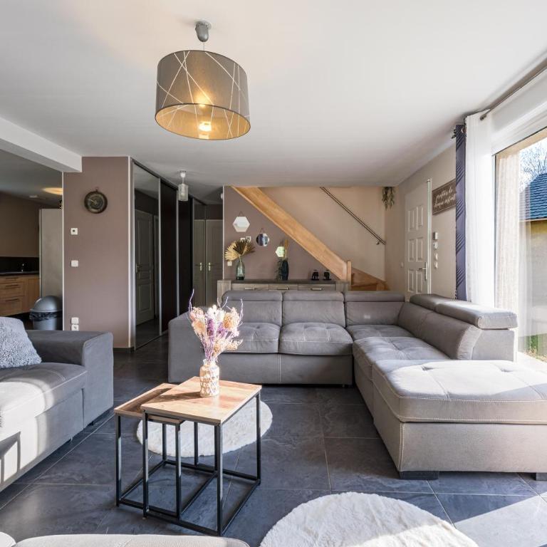 Maison jarrier ski , vélo - Villa - Vue sur Jardin - 3
