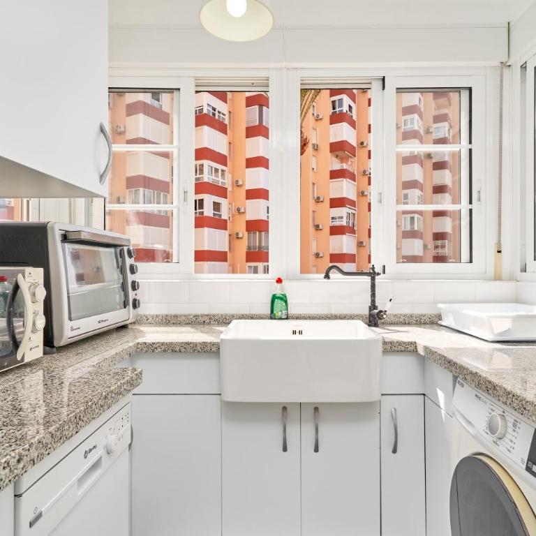 Primera línea con terraza A104 - Apartamento Deluxe de 2 dormitorios con vistas al mar - 8