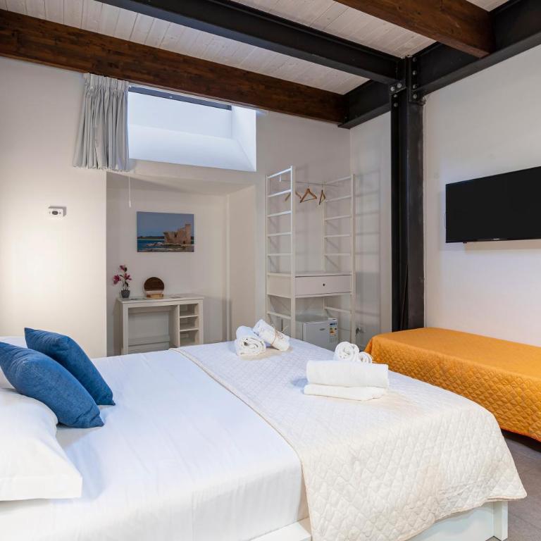 Le Saline Rooms Marzamemi - Triple Room with Shower - 1