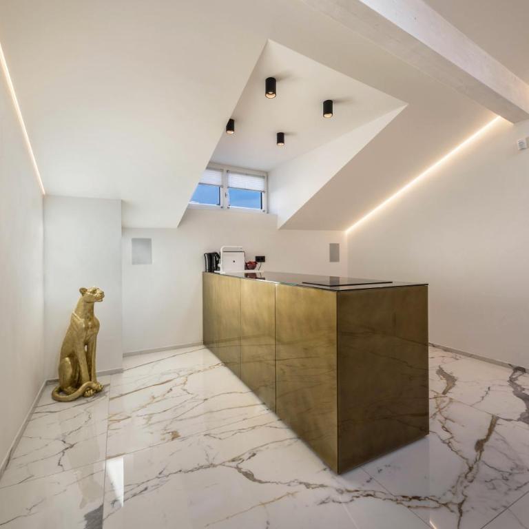 App 301 Palazzo Cavour - Appartamento Deluxe con 2 Camere da Letto e Vista Giardino - 19