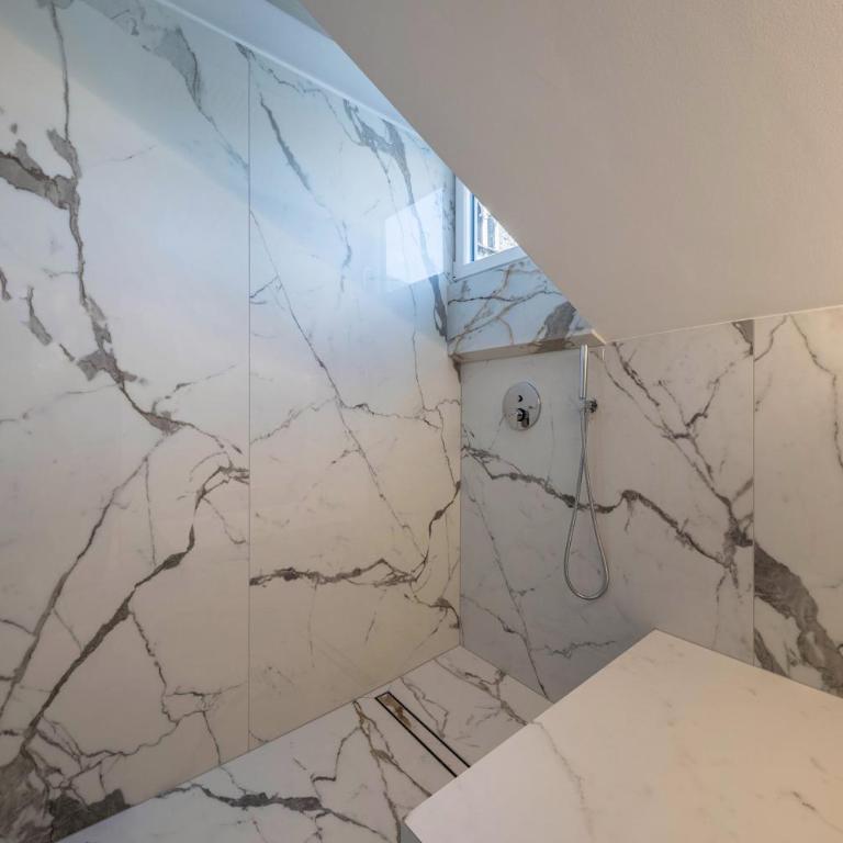 App 301 Palazzo Cavour - Appartamento Deluxe con 2 Camere da Letto e Vista Giardino - 23