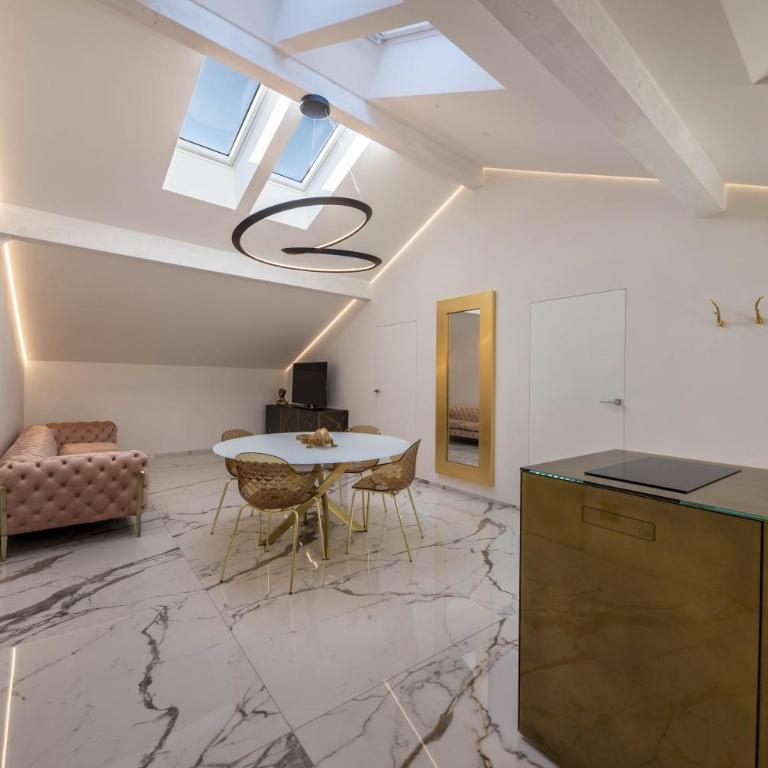 App 301 Palazzo Cavour - Appartamento Deluxe con 2 Camere da Letto e Vista Giardino - 12