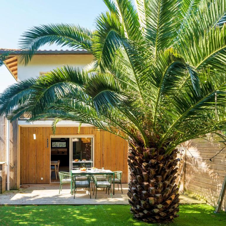 Maison de vacances Oceanides - Three-Bedroom House - 1