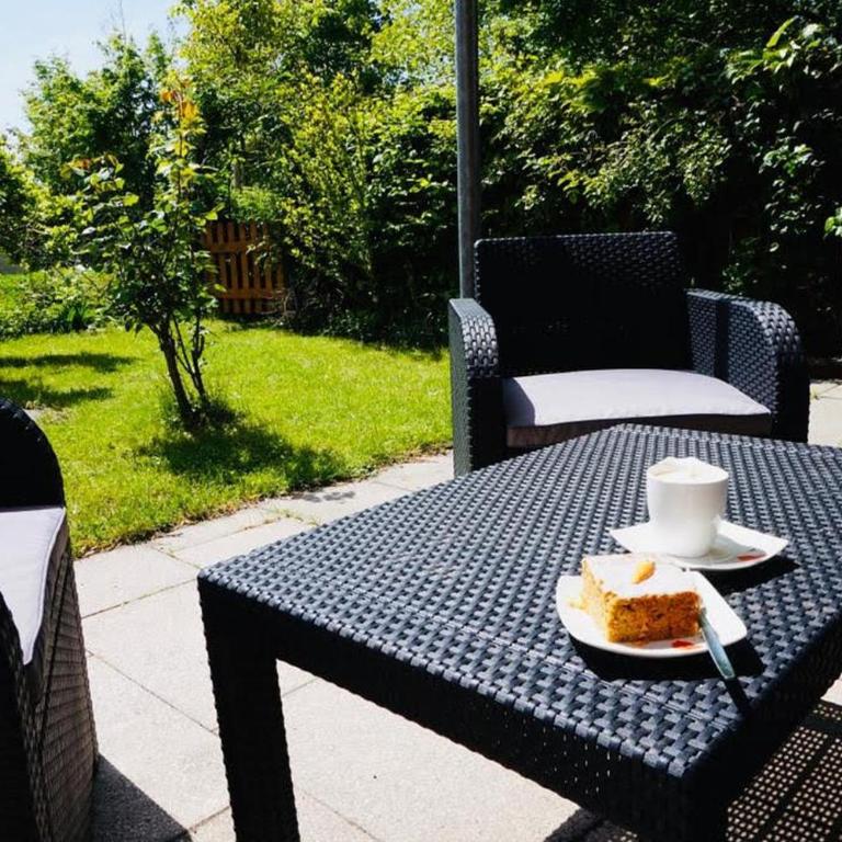 H N H Ferienwohnung - Apartment mit 1 Schlafzimmer und Gartenblick - 19