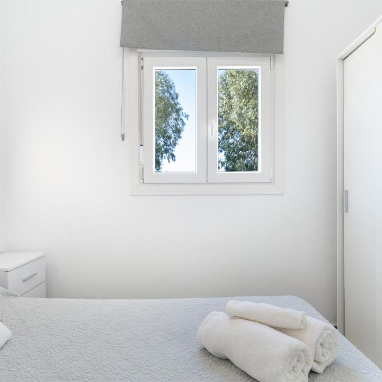 Apartamento La esencia del sur A - Habitación Cuádruple con ducha - 11