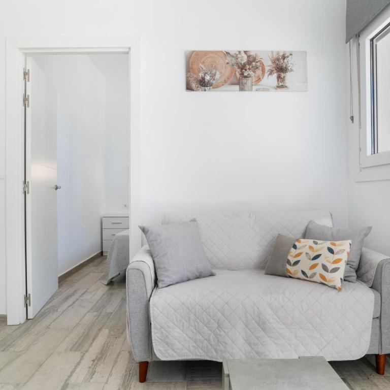 Apartamento La esencia del sur A - Habitación Cuádruple con ducha - 12