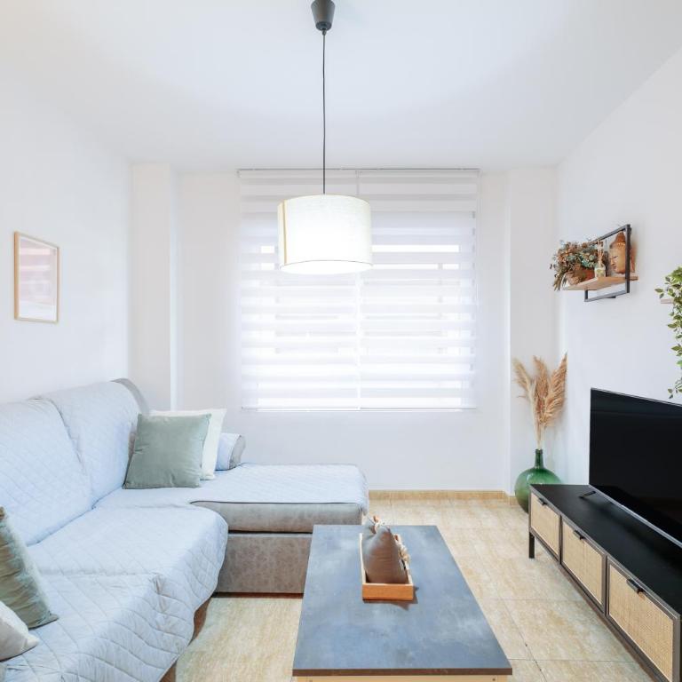 En El Corazón Alicantino - Apartamento Deluxe de 2 dormitorios con balcón - 1