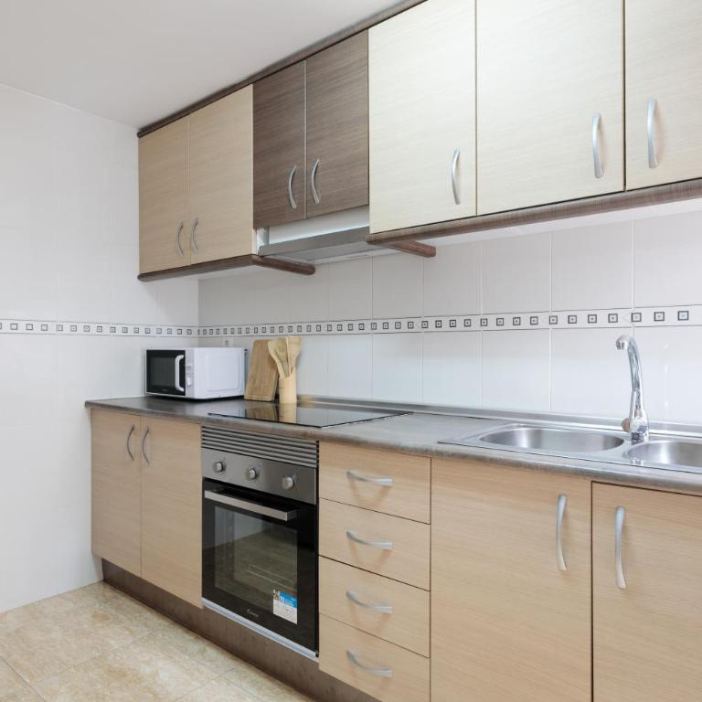 En El Corazón Alicantino - Apartamento Deluxe de 2 dormitorios con balcón - 7
