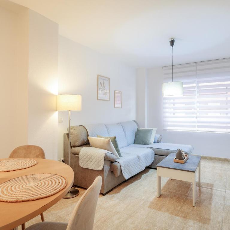 En El Corazón Alicantino - Apartamento Deluxe de 2 dormitorios con balcón - 5