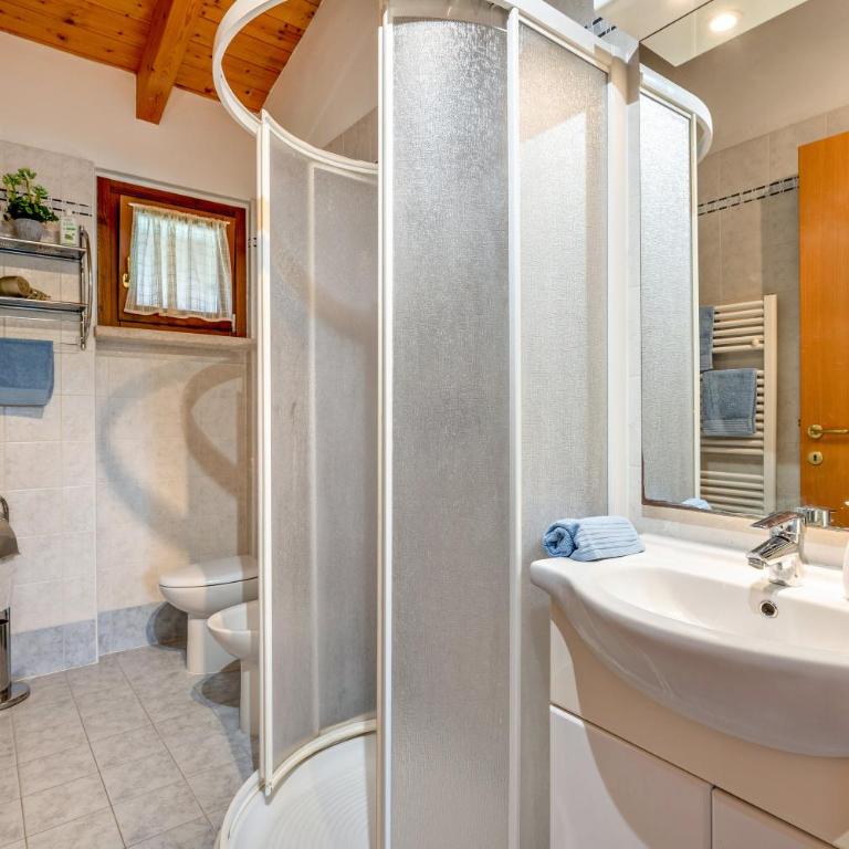 residence la corte near Gardaland - Appartamento Deluxe con 2 Camere da Letto e Vista Giardino - 14