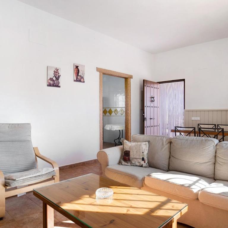 Casa La Vigía - Habitación Cuádruple - vistas al jardín - 11