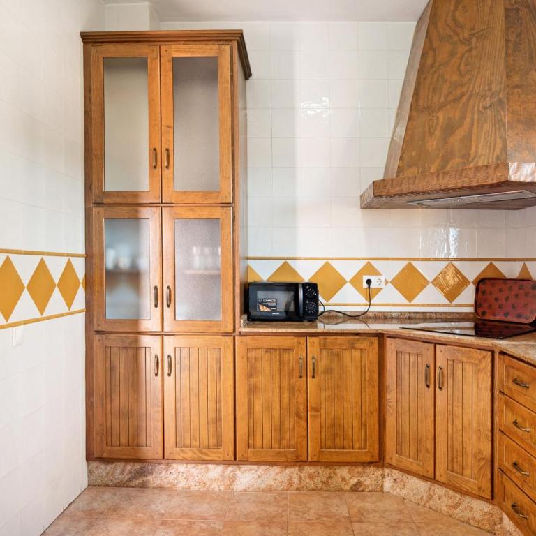 Casa La Vigía - Habitación Cuádruple - vistas al jardín - 15
