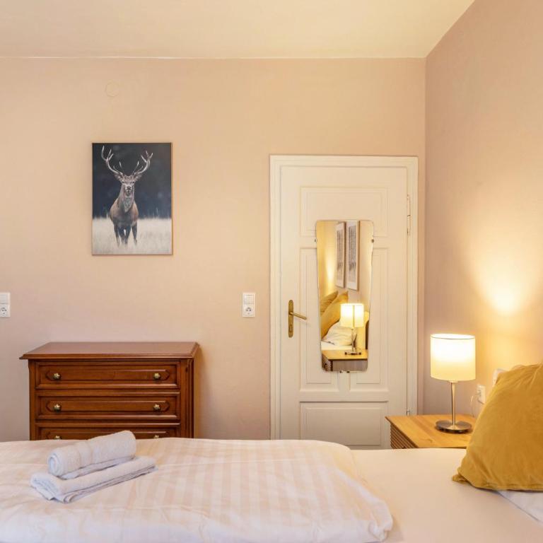 Chalet Sonneck - Seefeld - Standard Zimmer mit Queensize-Bett - 6