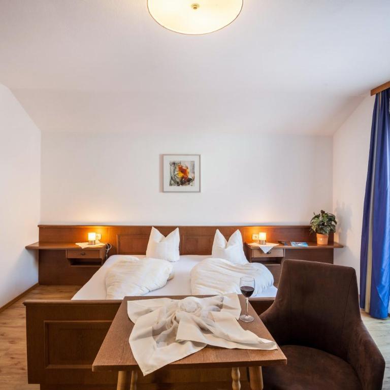 Ferienwohnung Brugger 4 Personen - Deluxe Apartment mit Balkon und 2 Schlafzimmern - 12