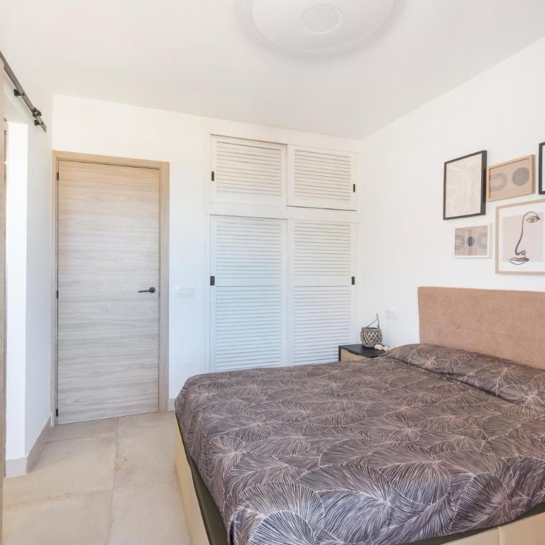 Anadrina - Superior One-Bedroom Apartment with Balcony - 15