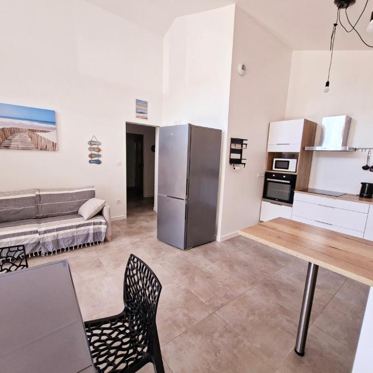 La maison de Fabien - Piscine - Two-Bedroom House - 10