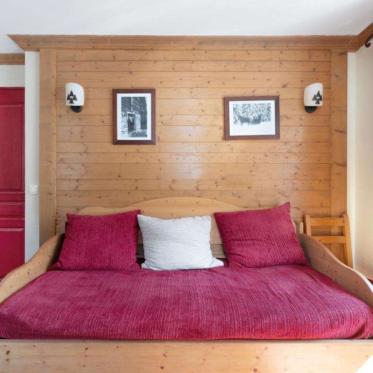 Résidence Les Alpages de Val Cenis - Two-Bedroom Deluxe Apartment with Garden View - 2