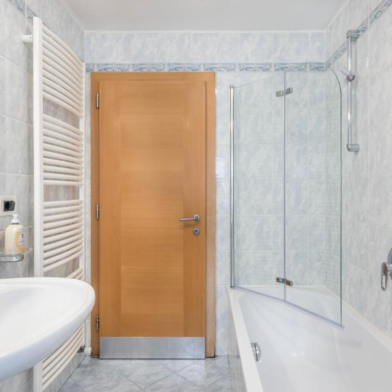 Manuela - Appartamento Premium con 3 Camere da Letto e Balcone - 18