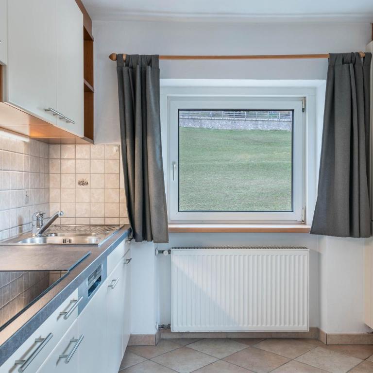 Manuela - Appartamento Premium con 3 Camere da Letto e Balcone - 15