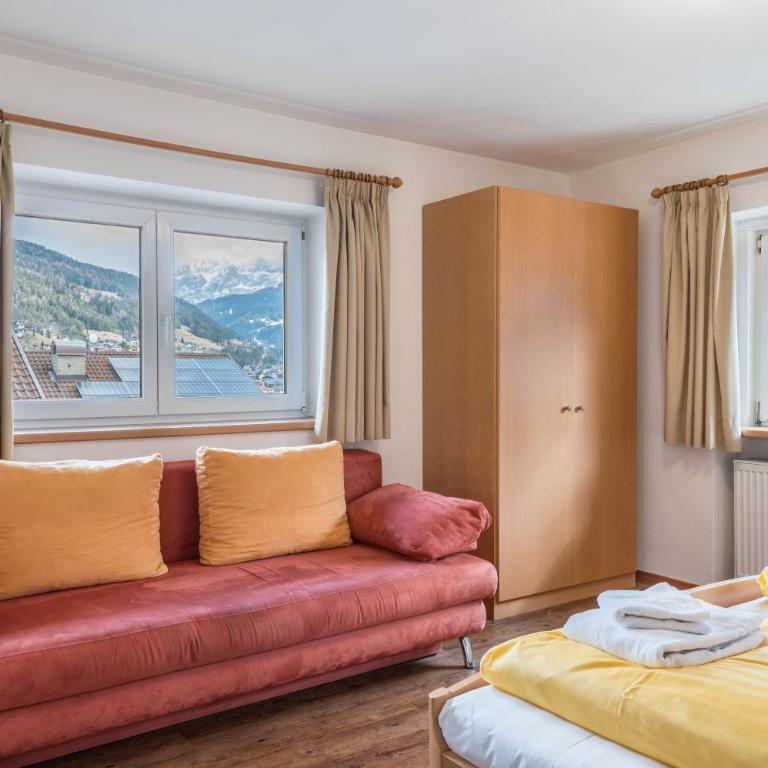 Manuela - Appartamento Premium con 3 Camere da Letto e Balcone - 2