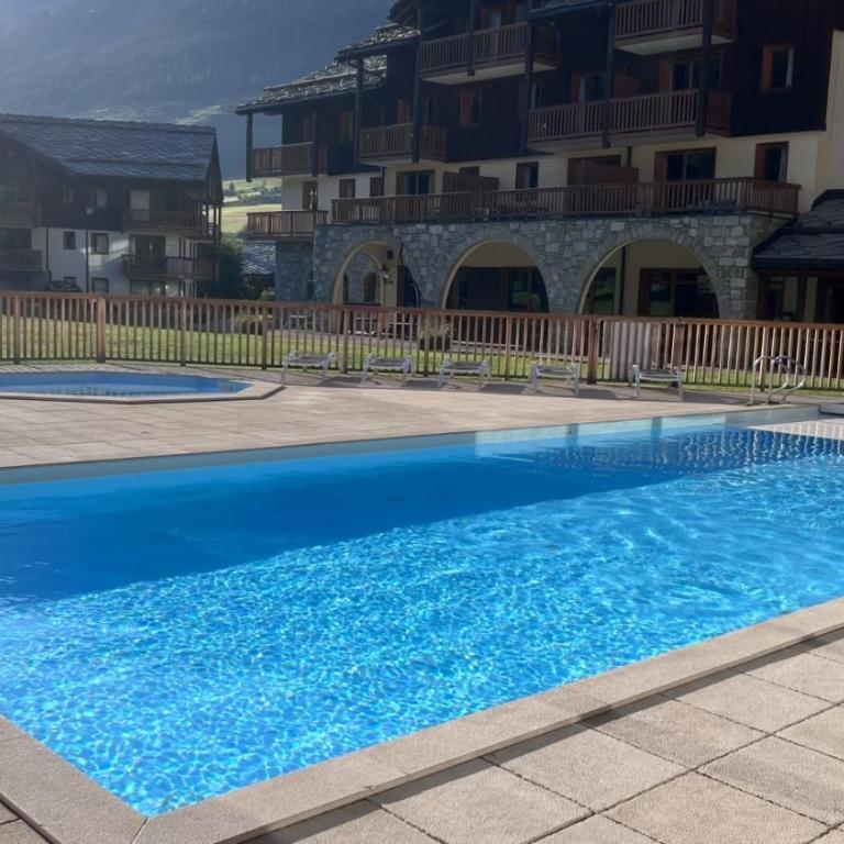 Résidence Les Alpages de Val Cenis - Two-Bedroom Deluxe Apartment with Garden View - 29
