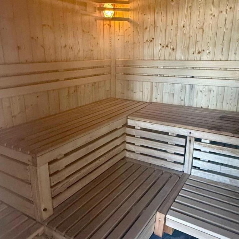 Résidence Les Alpages de Val Cenis - Two-Bedroom Deluxe Apartment with Garden View - 33