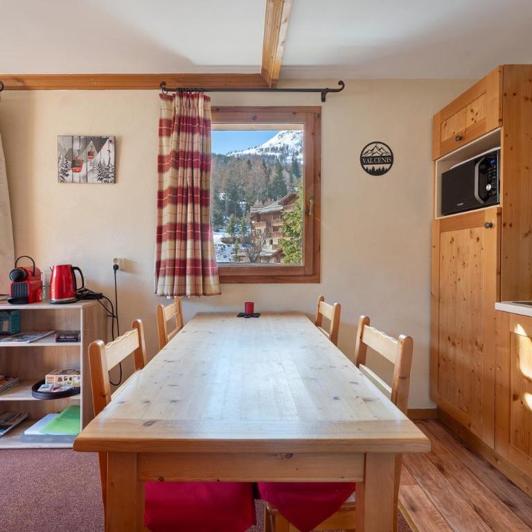 Résidence Les Alpages de Val Cenis - Two-Bedroom Deluxe Apartment with Garden View - 7