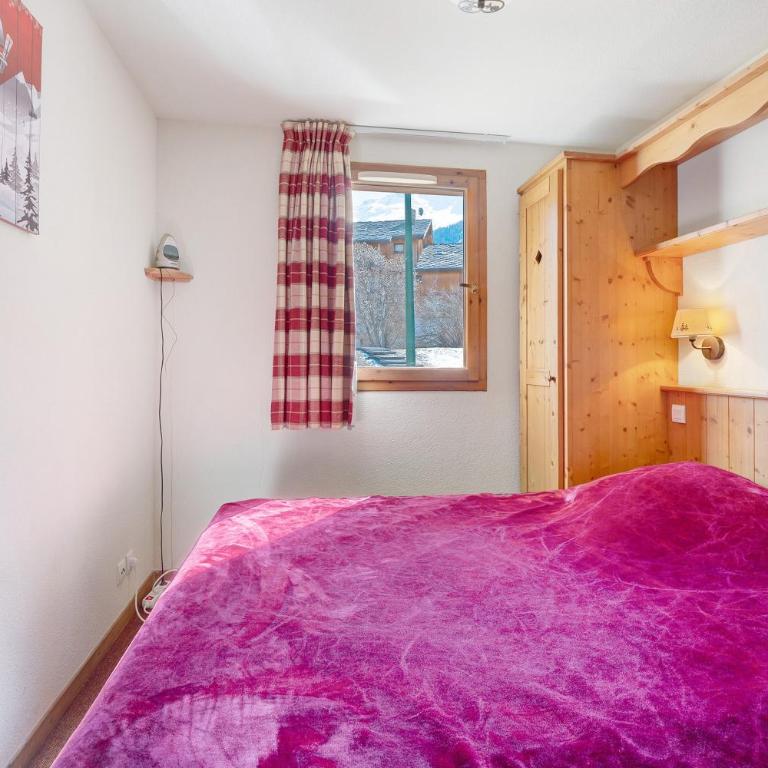 Résidence Les Alpages de Val Cenis - Two-Bedroom Deluxe Apartment with Garden View - 9