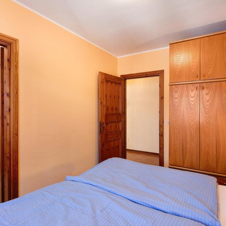 Chalet Meridiana Appartamento 3 - Appartamento Deluxe con 2 Camere da Letto e Balcone - 10