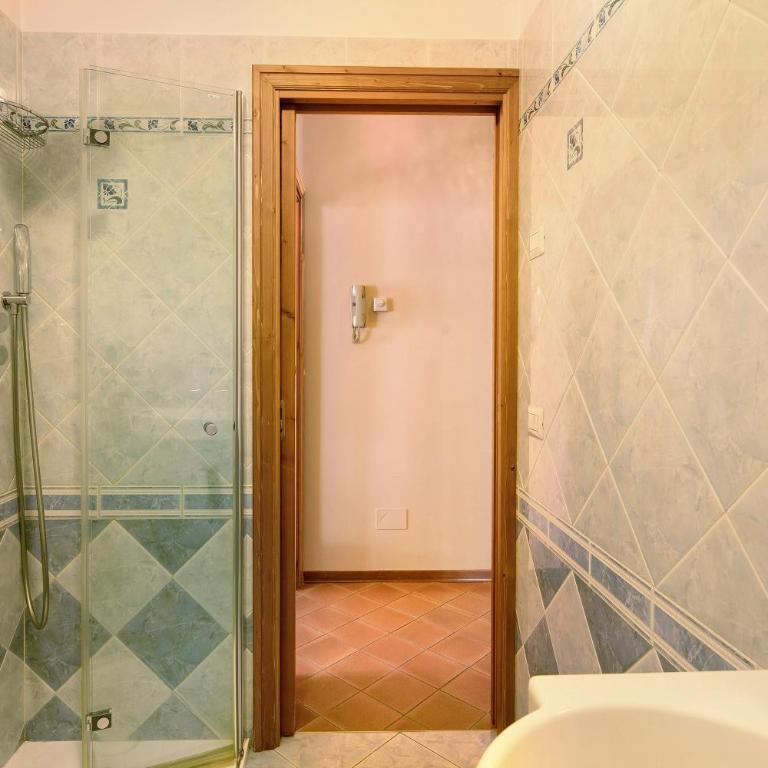 Chalet Meridiana Appartamento 3 - Appartamento Deluxe con 2 Camere da Letto e Balcone - 13