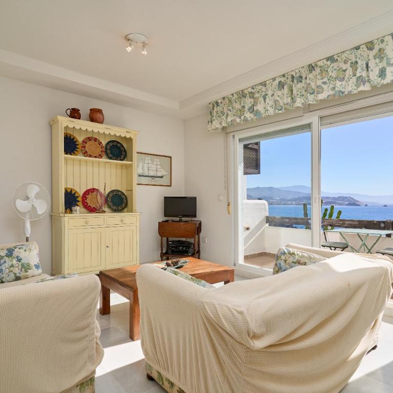 Marina Playa - Studio Apartment with Sea View - 4