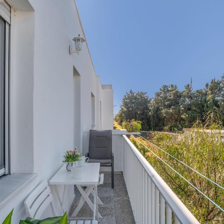 Casa Ureba - Apartamento Deluxe de 2 dormitorios con balcón - 2