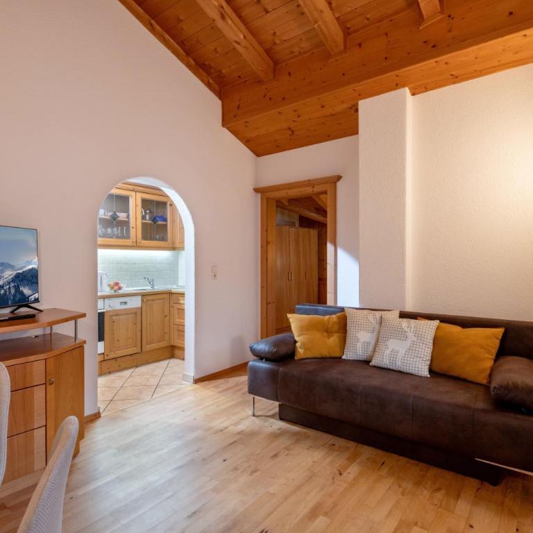 Zeunerhof - Superior Apartment mit 1 Schlafzimmer und Balkon - 2