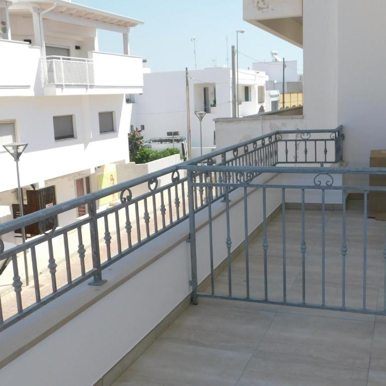 Appartamento con vista mare 106 - Appartamento Deluxe con 2 Camere da Letto e Vista Oceano - 4