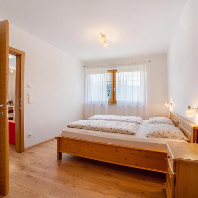 Fröhlichhof Wohnung Pergola - Two-Bedroom Deluxe Apartment with Garden View - 18