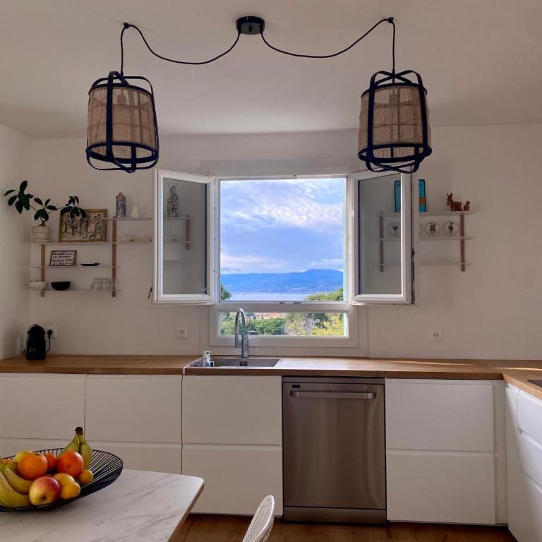 Appartement D'exception - Deluxe Apartment mit 2 Schlafzimmern und Meerblick - 9