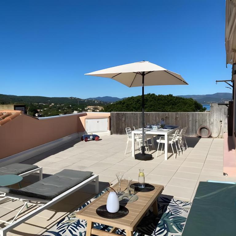 Appartement D'exception - Deluxe Apartment mit 2 Schlafzimmern und Meerblick - 2