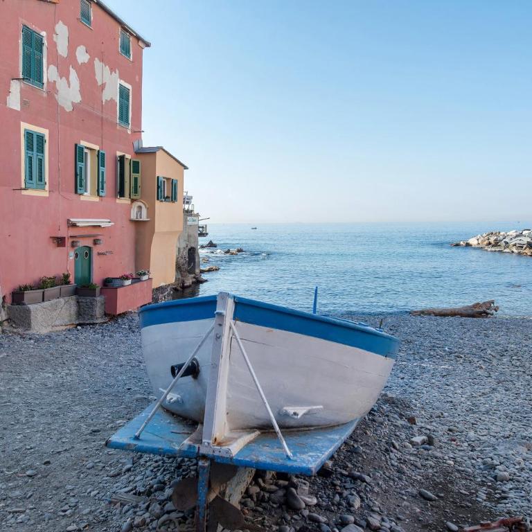 Luce Chiara Home - Two-Bedroom Deluxe Apartment with Garden View - 30