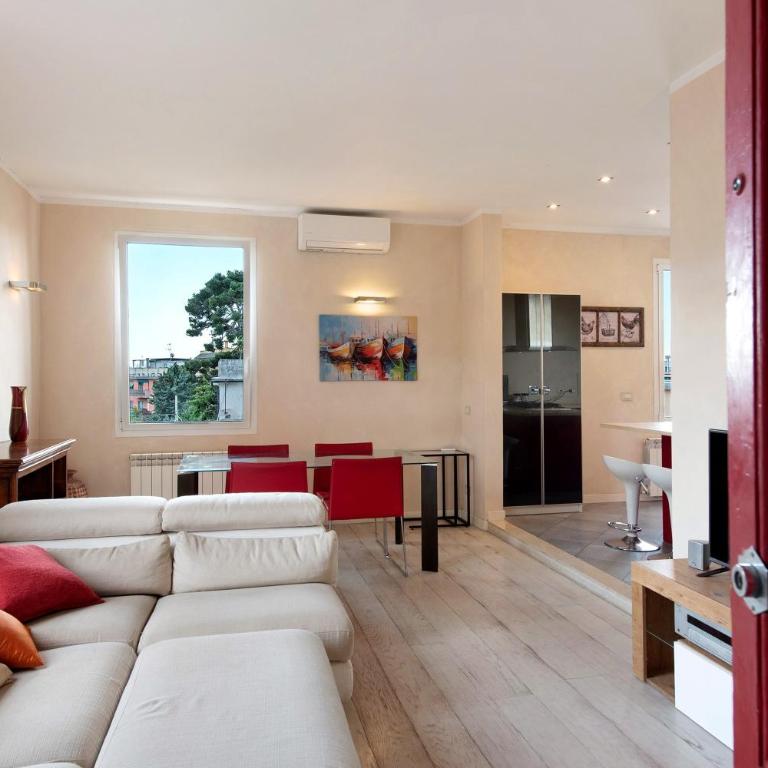 Luce Chiara Home - Two-Bedroom Deluxe Apartment with Garden View - 12