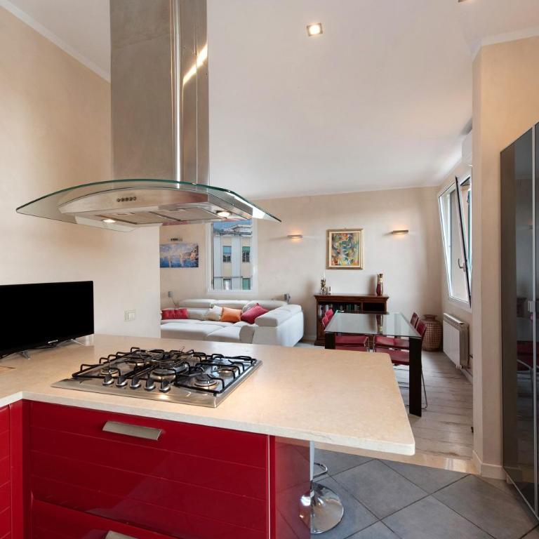 Luce Chiara Home - Two-Bedroom Deluxe Apartment with Garden View - 5