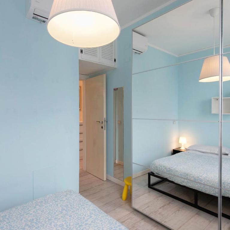 Luce Chiara Home - Two-Bedroom Deluxe Apartment with Garden View - 22