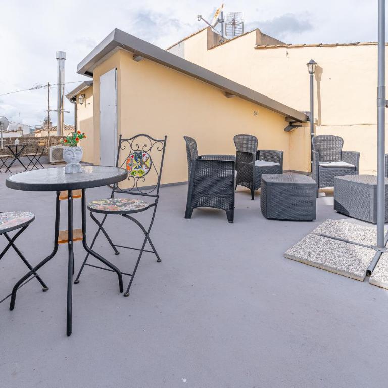 Principe Umberto Avola - Apartment - Appartamento Deluxe con 2 Camere da Letto e Balcone - 27