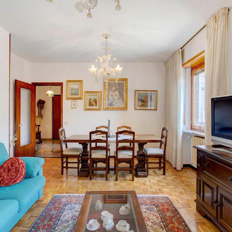 Aosta Family Home - Appartamento Premium con 3 Camere da Letto e Balcone - 7