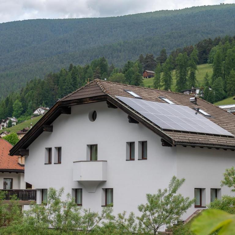 Dolomites Apartment Christian - Appartamento Premium con 3 Camere da Letto e Balcone - 35
