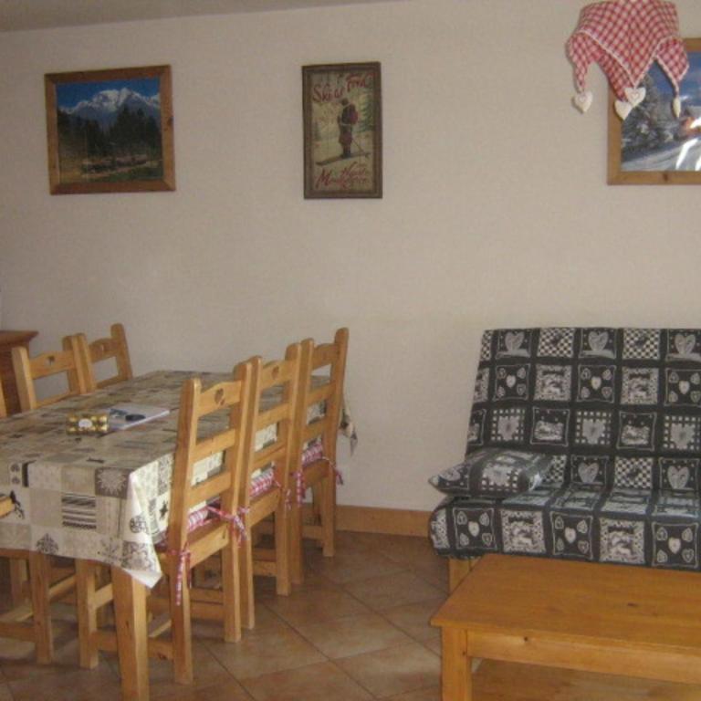 Les Alpages - Two-Bedroom Deluxe Apartment with Garden View - 6