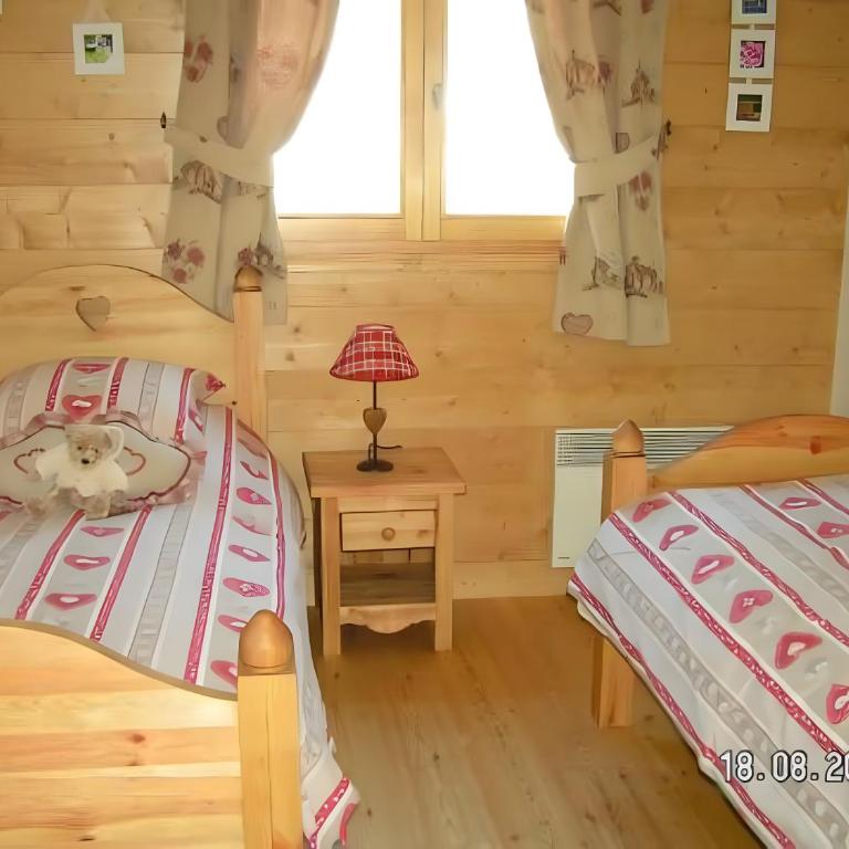 Les Alpages - Two-Bedroom Deluxe Apartment with Garden View - 9