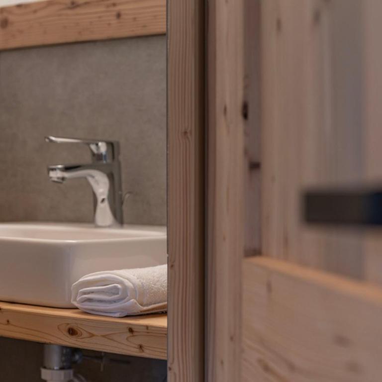 Peintnerhof Percha - Appartamento Deluxe con 2 Camere da Letto e Vista Giardino - 15