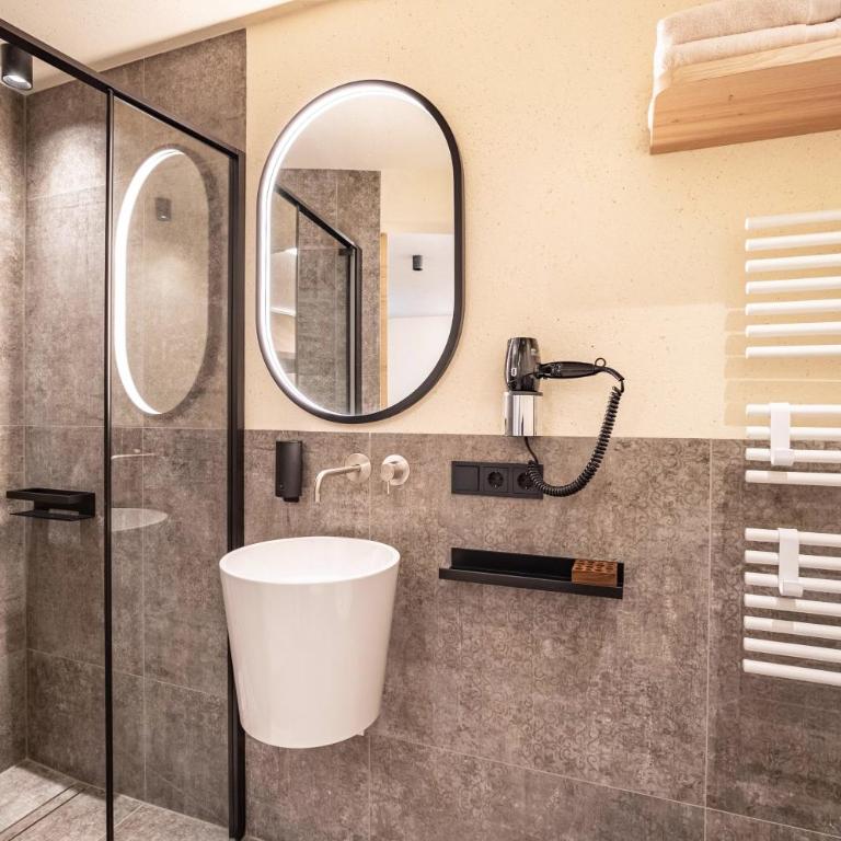 Avia Living Elisabeth - Monolocale con Vista Montagna - 16