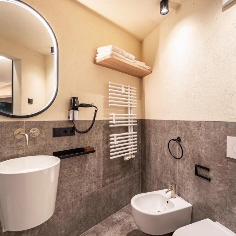 Avia Living Elisabeth - Monolocale con Vista Montagna - 18