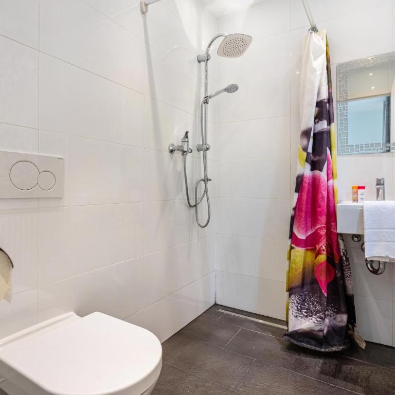 Aldars Urban Suite No.10 - Appartement 1 Chambre Supérieur avec Balcon - 16
